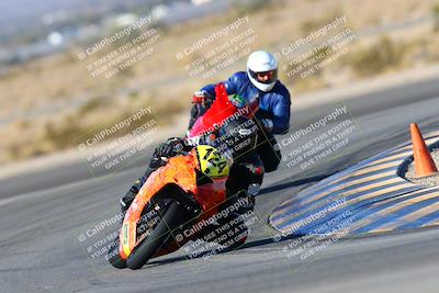 media/Jan-09-2022-SoCal Trackdays (Sun) [[2b1fec8404]]/Turn 11 (935am)/